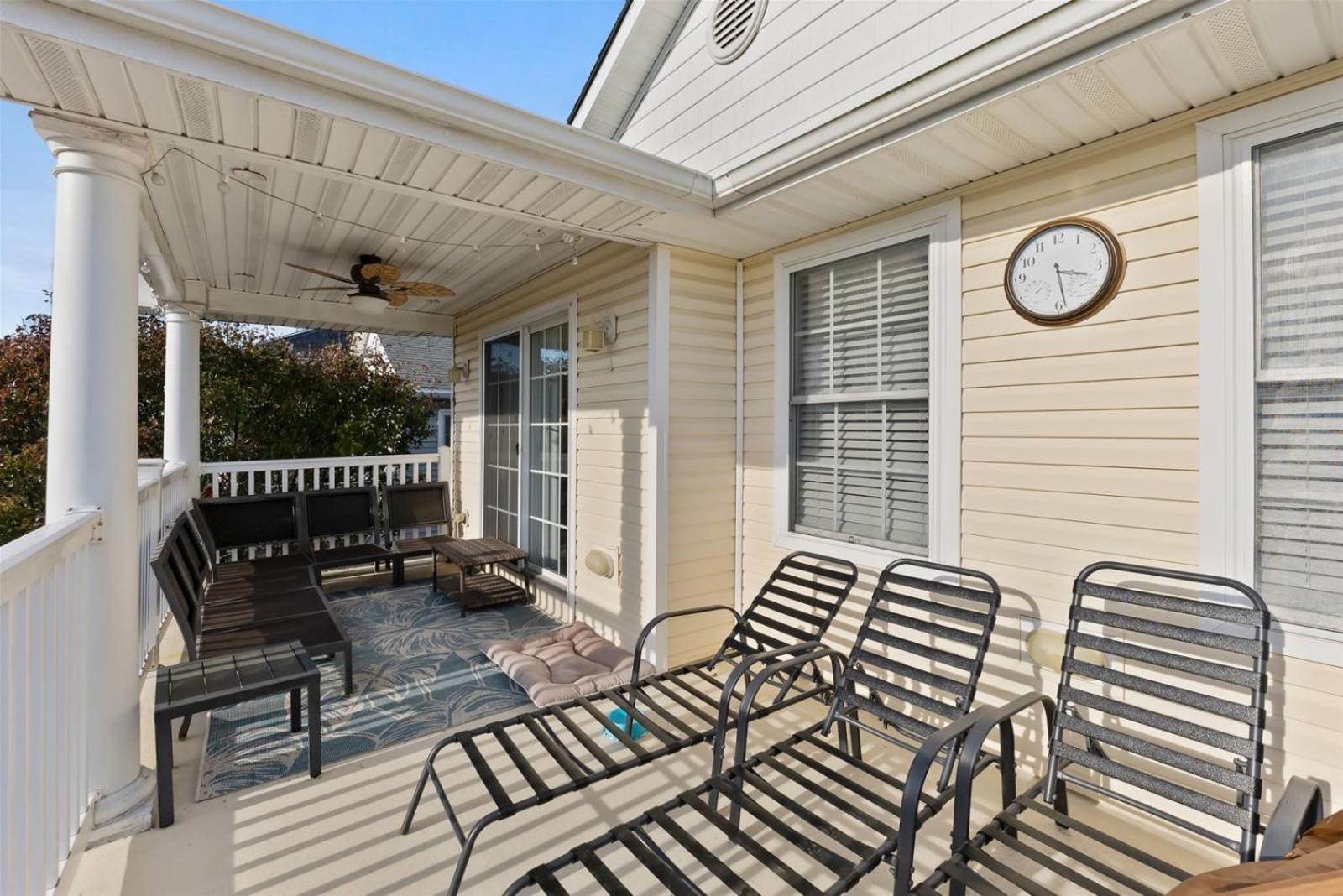 Vibrant 3 Bedroom Condo With A Bbq Grill Outdoor Shower Wildwood Extérieur photo