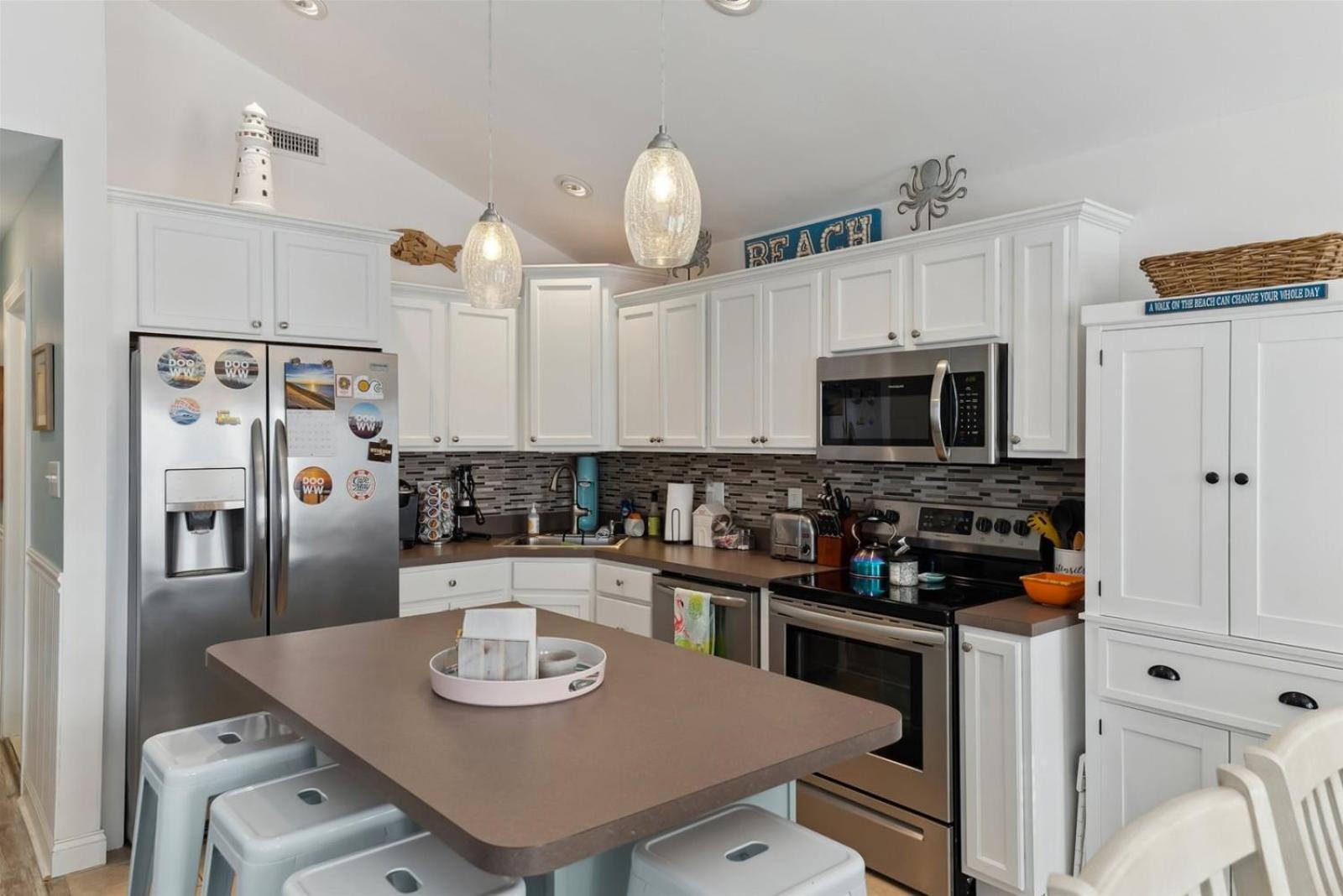 Vibrant 3 Bedroom Condo With A Bbq Grill Outdoor Shower Wildwood Extérieur photo